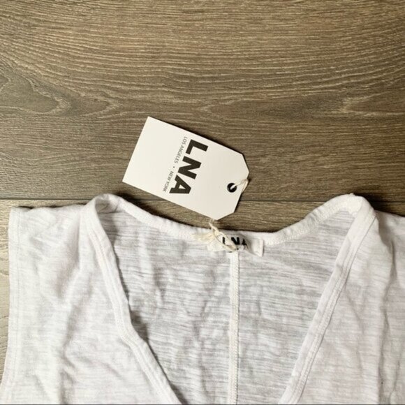 Revolve LNA Backtail Sleeveless Tank Top Asymmetrical hem White Size XS - Picture 5 of 8